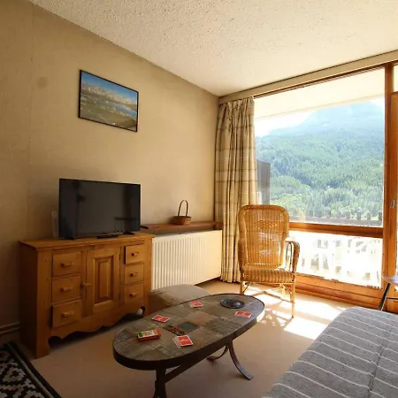 Location Ideale, 4 Pers A Serre-chevalier, Proche Pistes, Balcon, Tv, Coin Nuit Et Casier A - Fr-1-330e-86